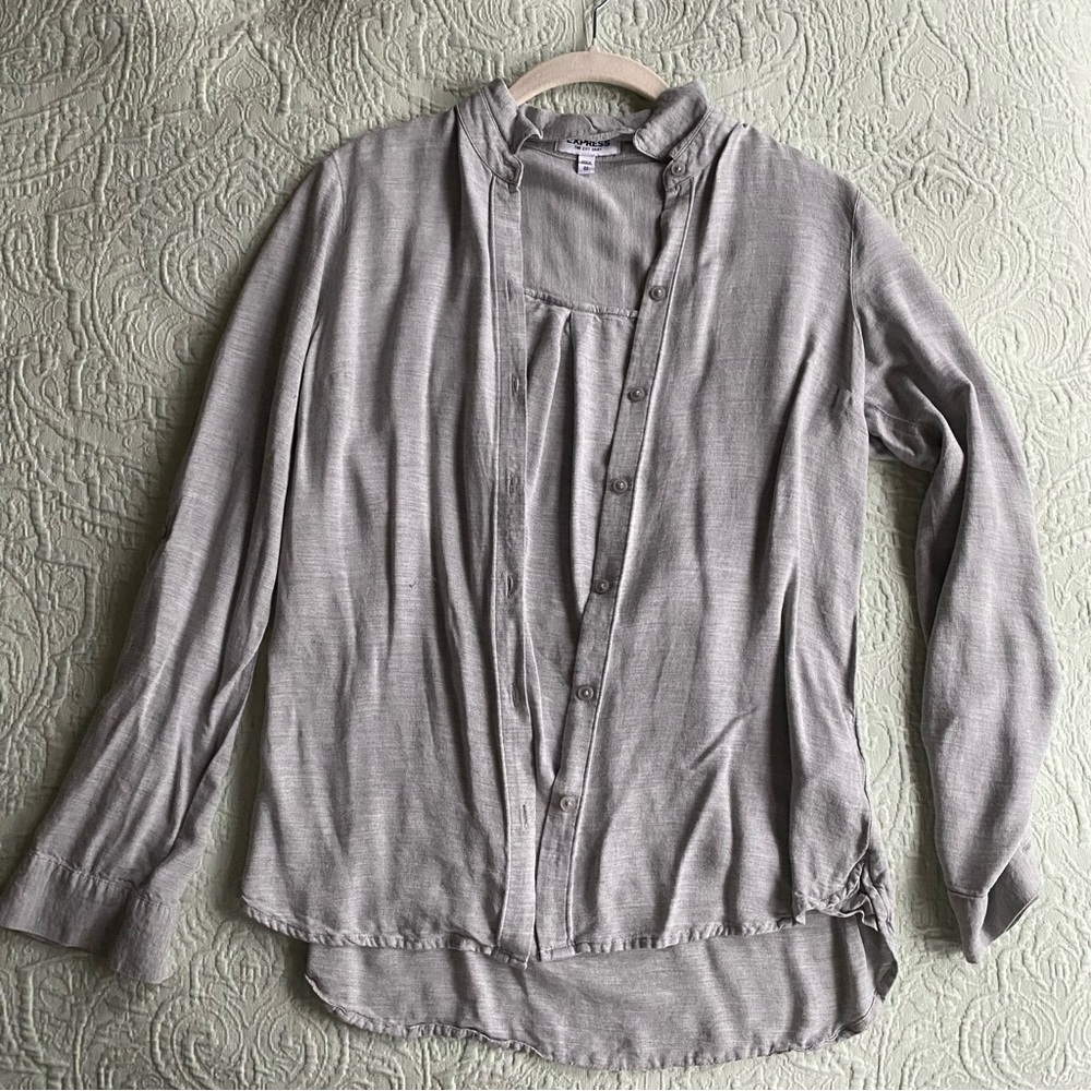 Express heathered light grey lightweight button-down top blouse XS TP 100% Rayon